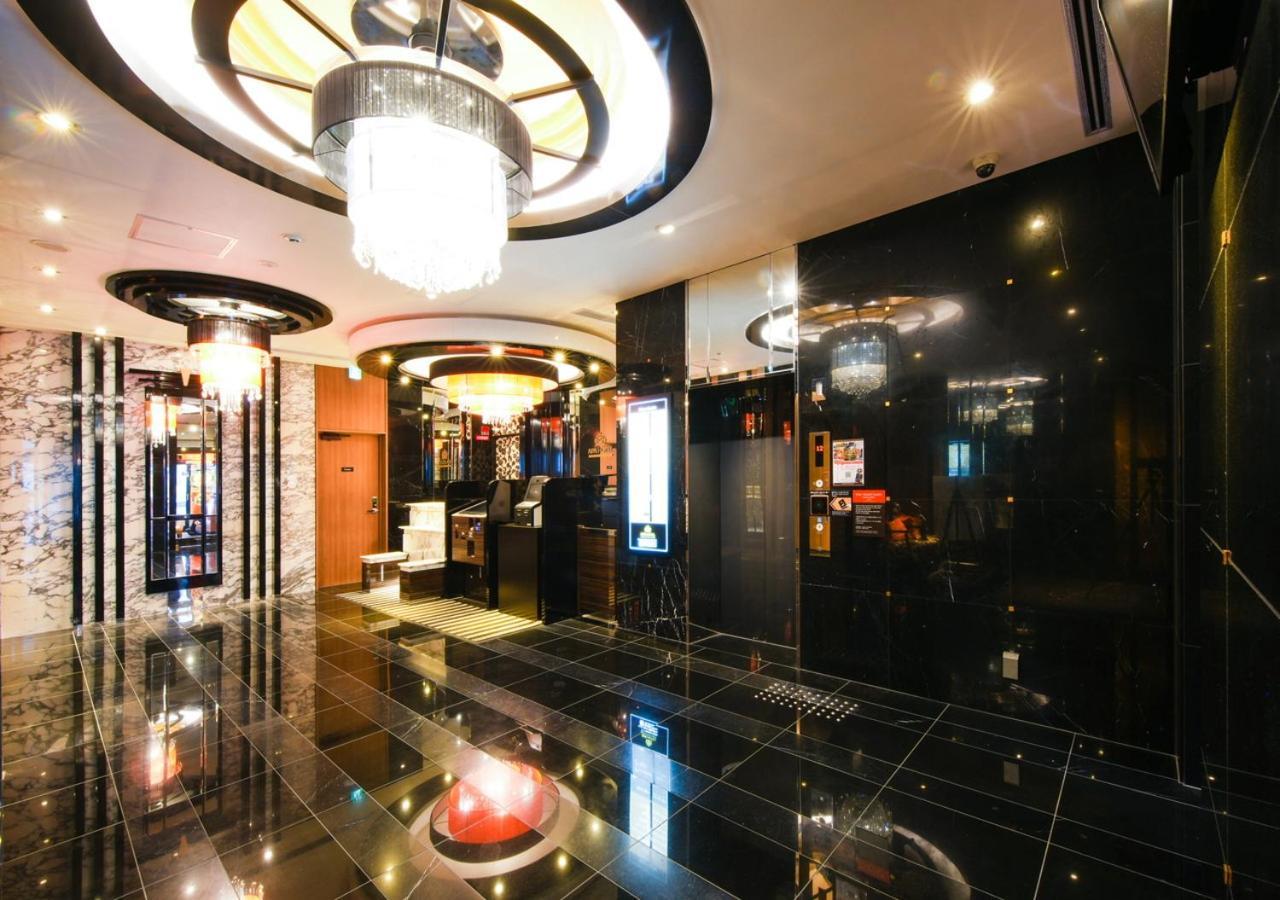 Apa Hotel Midosuji Honmachi Ekihigashi Osaka Exterior foto